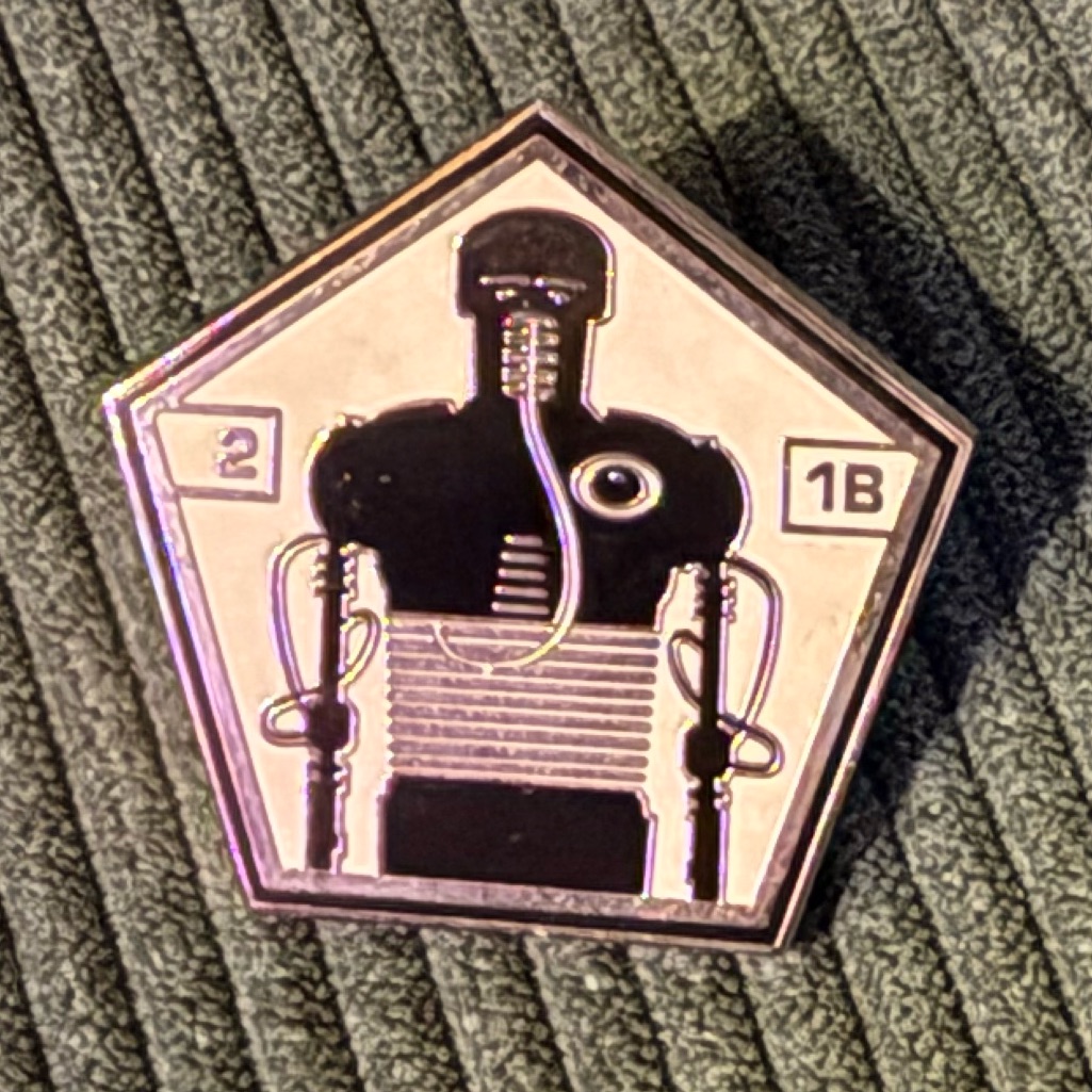 Disney Droid Depot Mystery Pin Galaxys Edge 10$